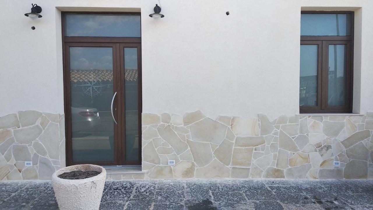 B&B Vecchia Darsena Augusta Exterior foto